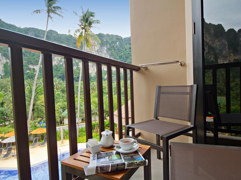 Hotel Ibis Styles Krabi Ao Nang Exterior foto